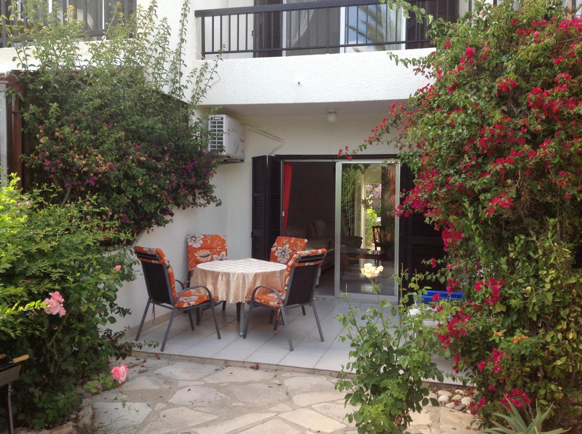 Paphos Townhouse Exterior foto