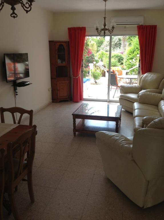 Paphos Townhouse Exterior foto