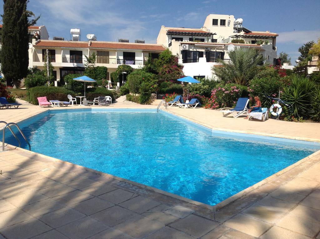 Paphos Townhouse Exterior foto